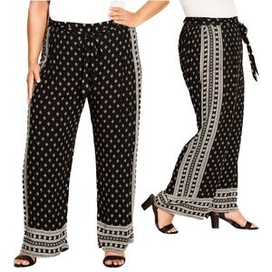AVENUE 14W-20W Black Escape Border Flowy Pant DD01.10